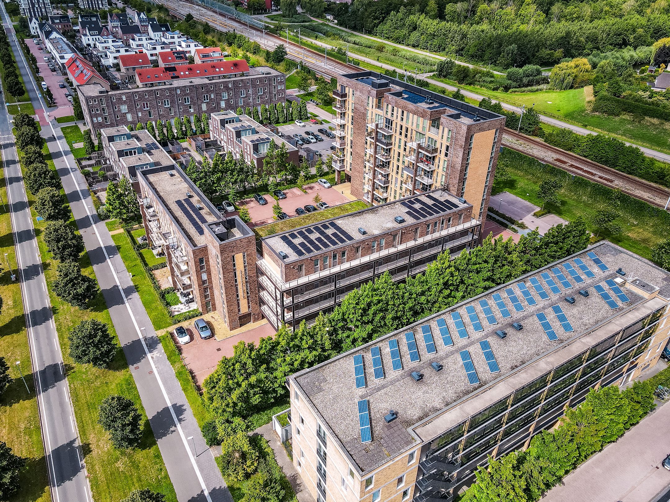 Photo 27 of Tempo Doeloestraat 241