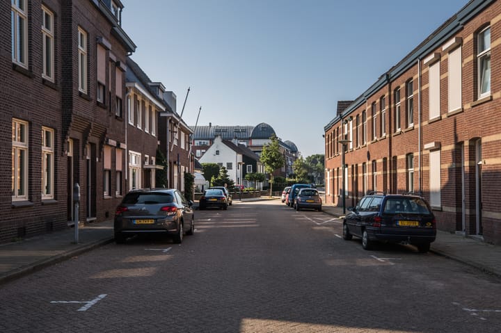 Foto 56 van Bisschop van Hoensbroeckstraat 7