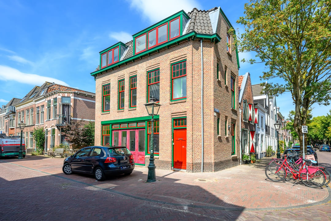 Photo 2 of Van der Werfstraat 34-E