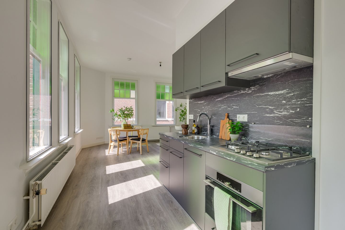 Photo 4 of Van der Werfstraat 34-E