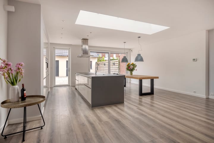 Photo 5 of Doctor Nolensstraat 8