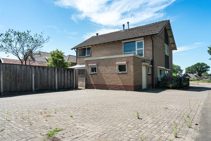 Foto 35 van De Braakweg 2