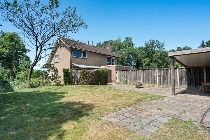 Foto 36 van De Braakweg 2