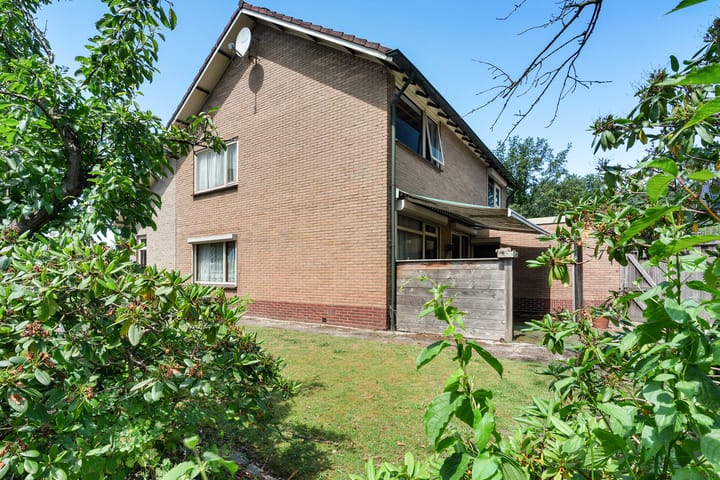 Foto 37 van De Braakweg 2