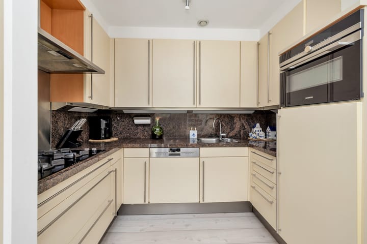 Foto 10 van Lichtboei 34