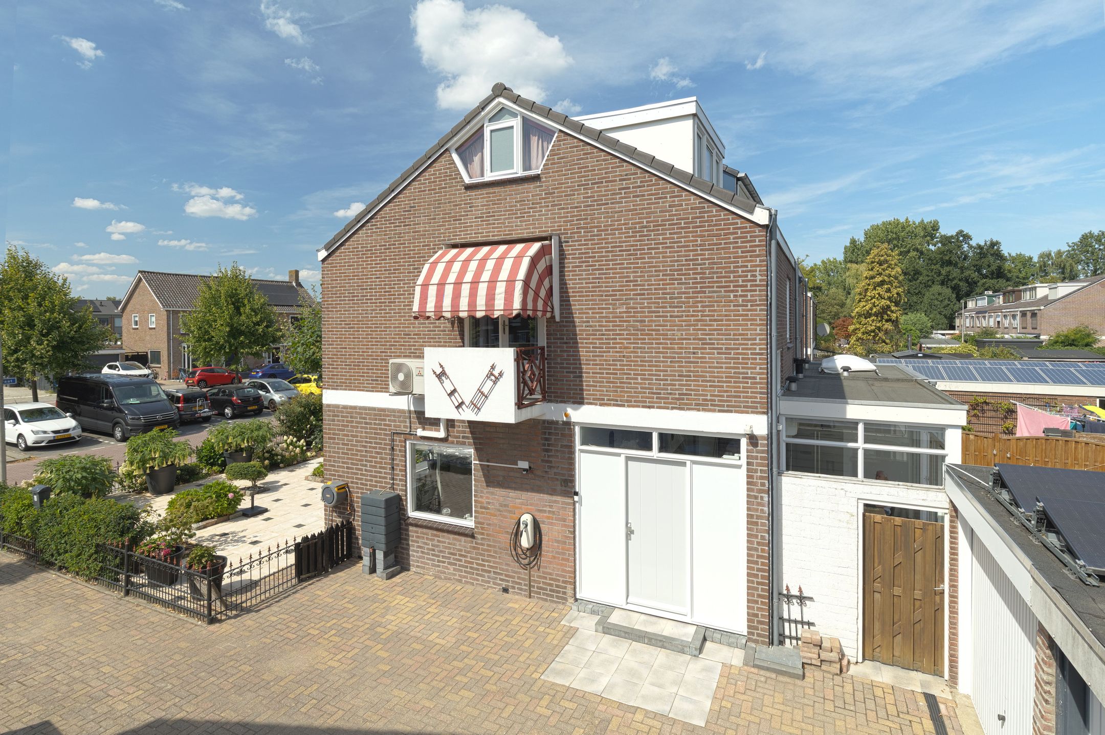Photo 9 of Maasstraat 19