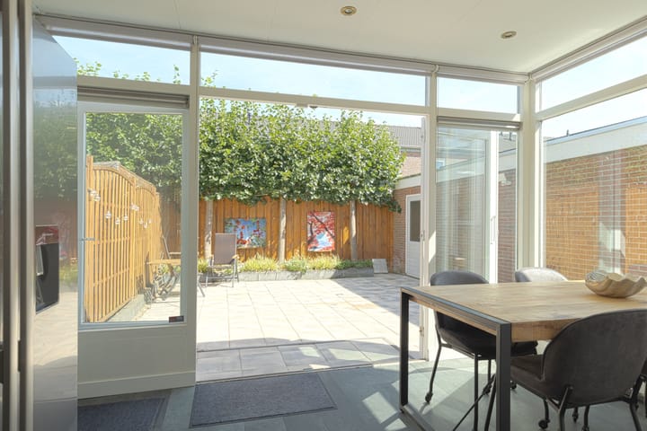 Foto 17 van Maasstraat 19