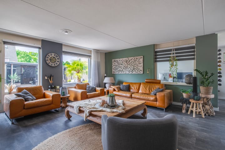 Foto 12 van Castor 19