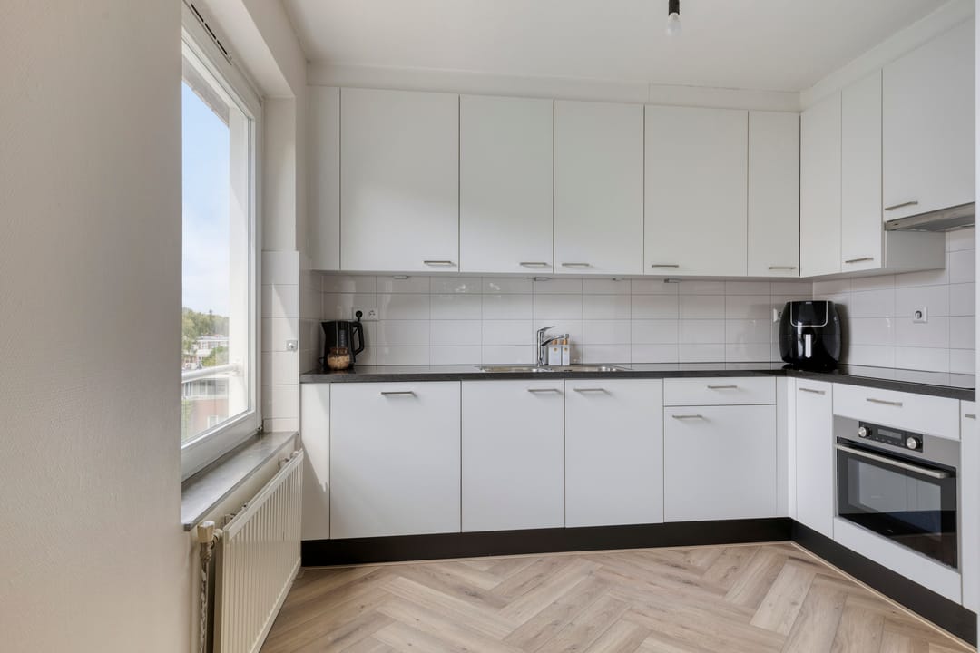 Foto 8 van Henriette Ronnerstraat 124