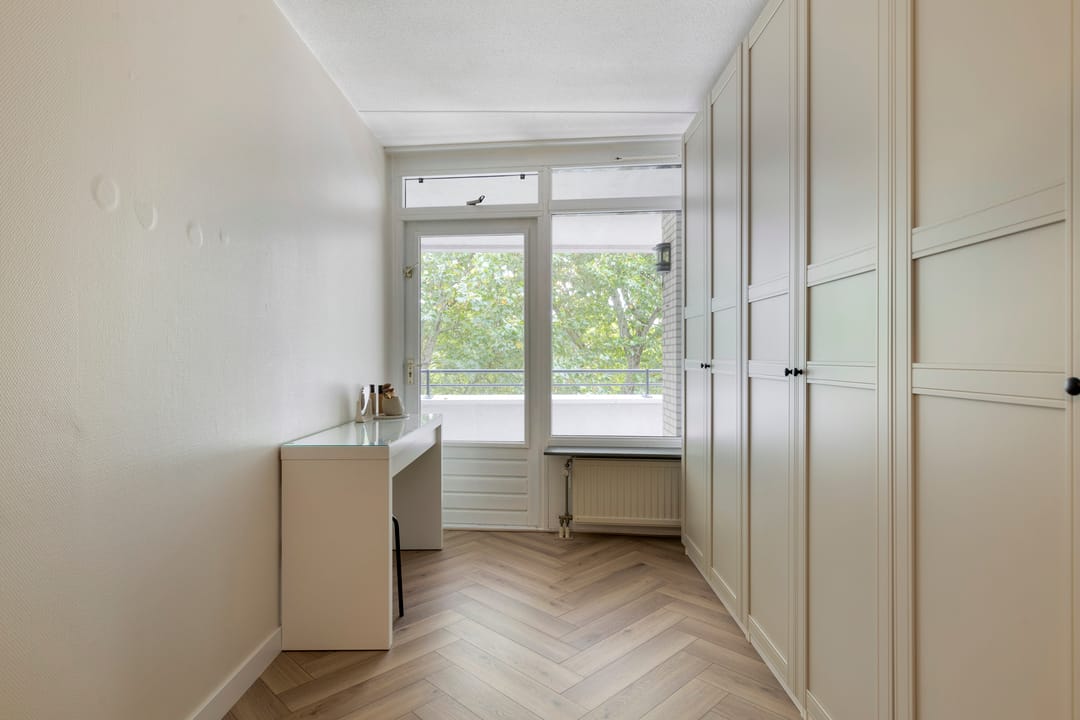 Foto 13 van Henriette Ronnerstraat 124