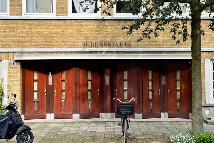 Photo 3 of Rubensstraat 41-C