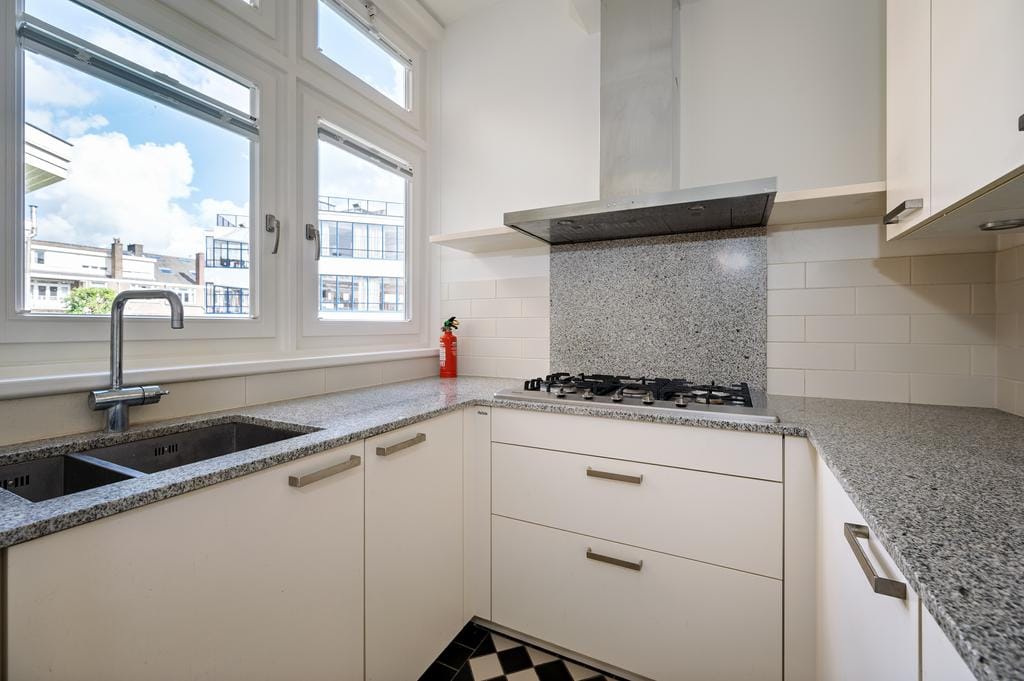 Photo 19 of Rubensstraat 41-C