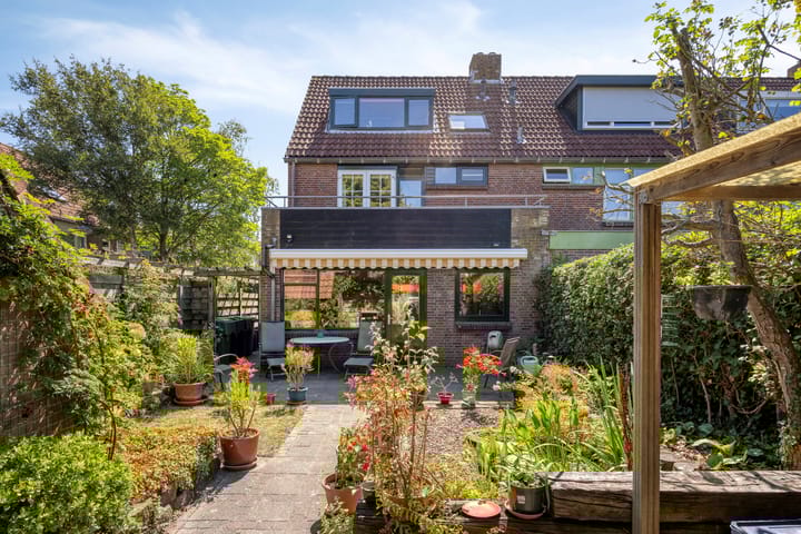 Foto 2 van Luchtmansplein 23