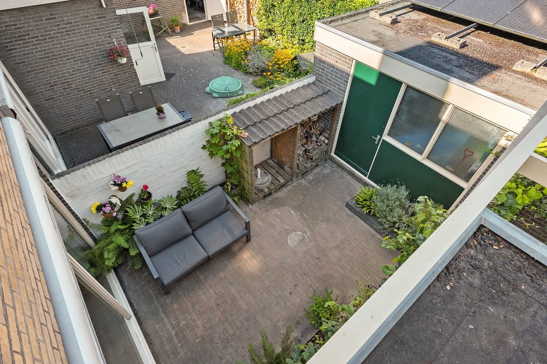 Foto 41 van Lesturgeonstraat 11