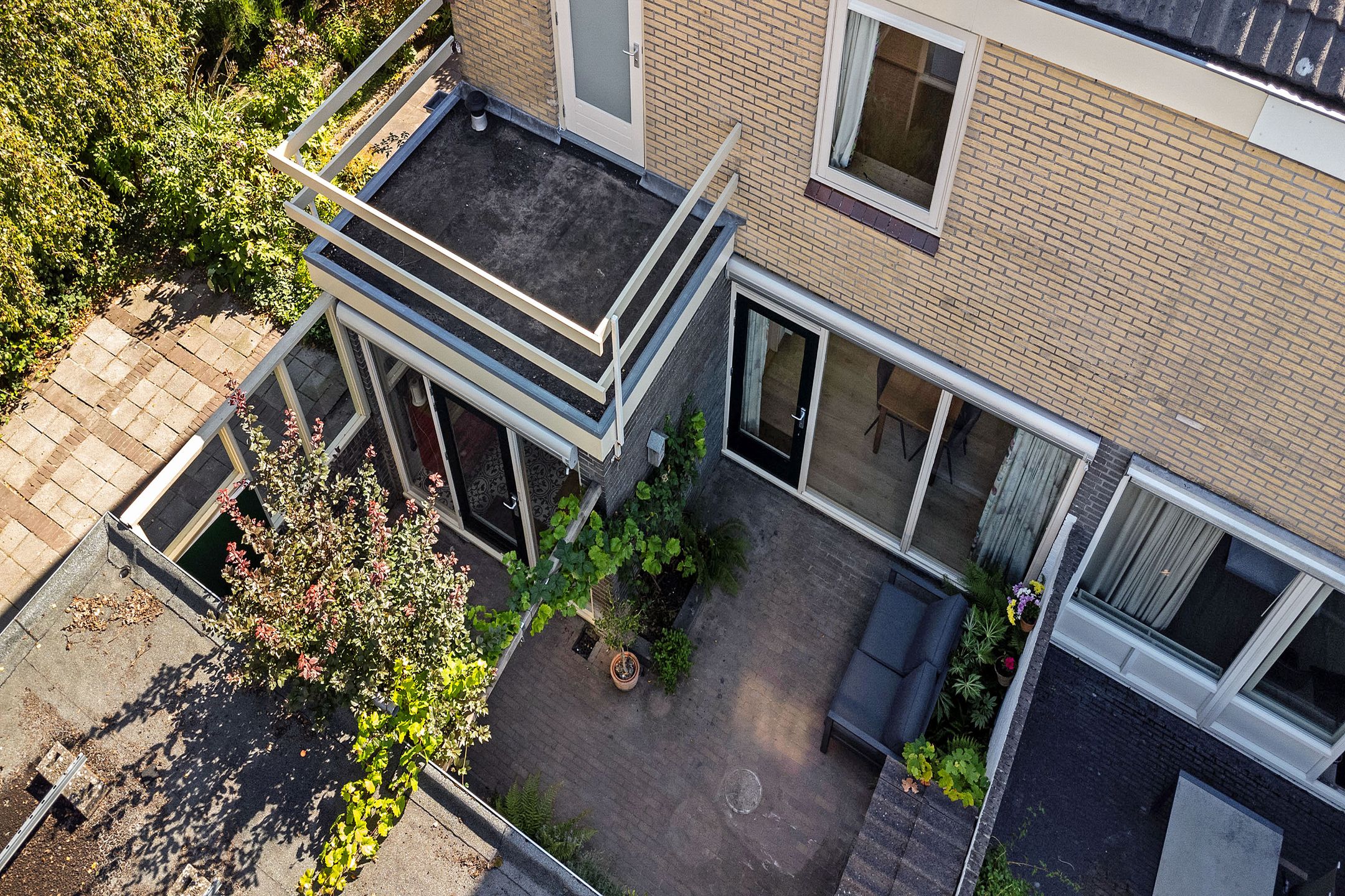 Foto 42 van Lesturgeonstraat 11