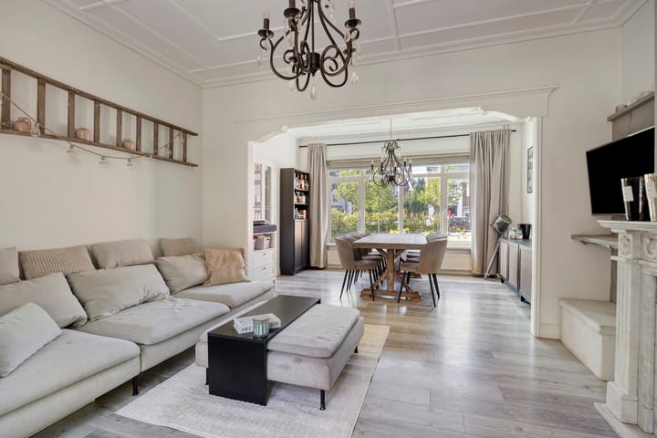 Photo 4 of Wilhelminastraat 19