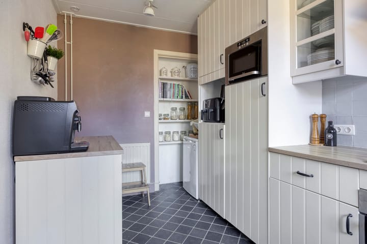 Photo 7 of Wilhelminastraat 19