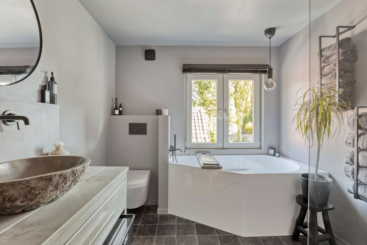 Photo 10 of Wilhelminastraat 19