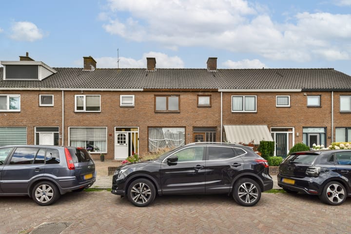 Foto 13 van Willem van Velsenstraat 26