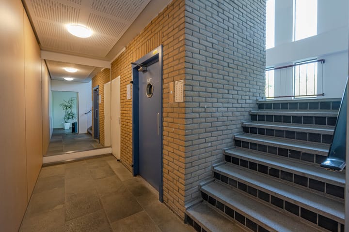 Foto 24 van Cornelis Bloemaertsingel 71