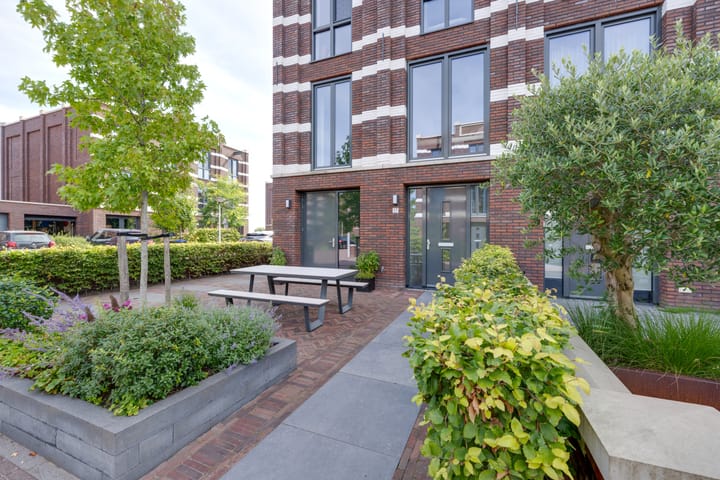 Foto 8 van Thalassa 17