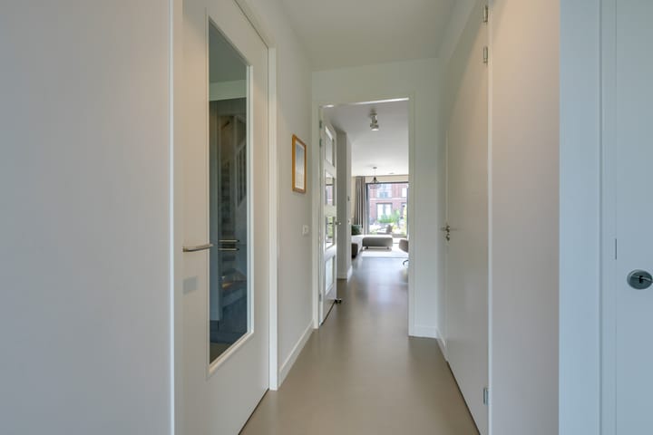 Foto 11 van Thalassa 17