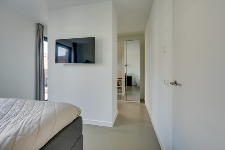 Foto 50 van Thalassa 17