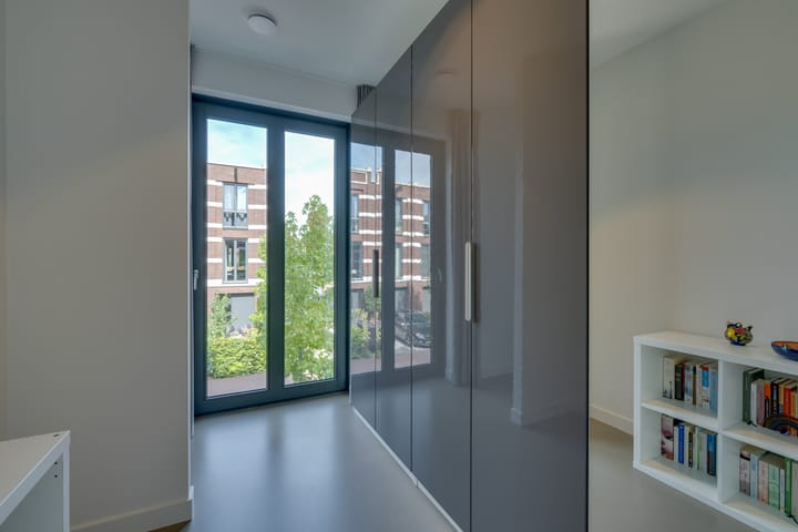 Foto 51 van Thalassa 17