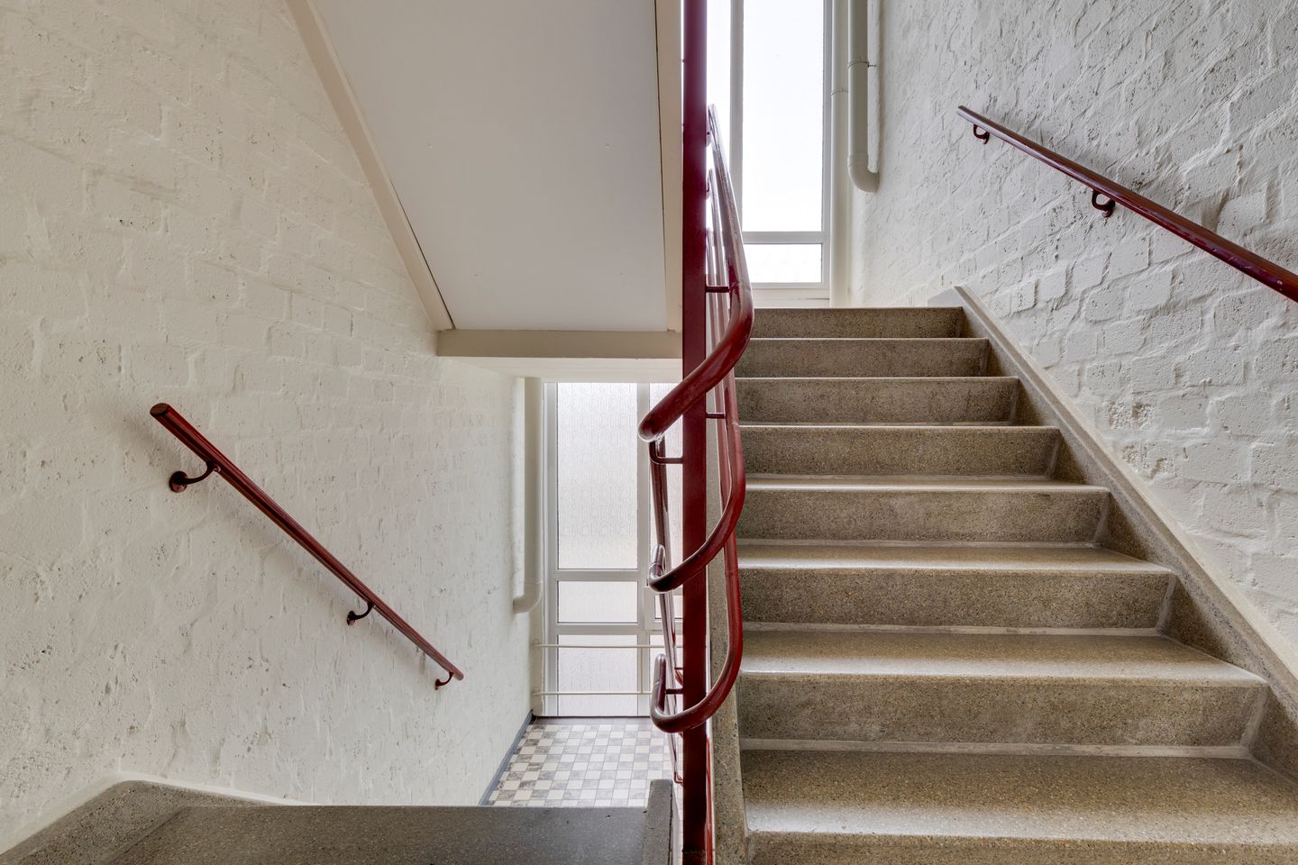 Photo 44 of Pasweg 16-D