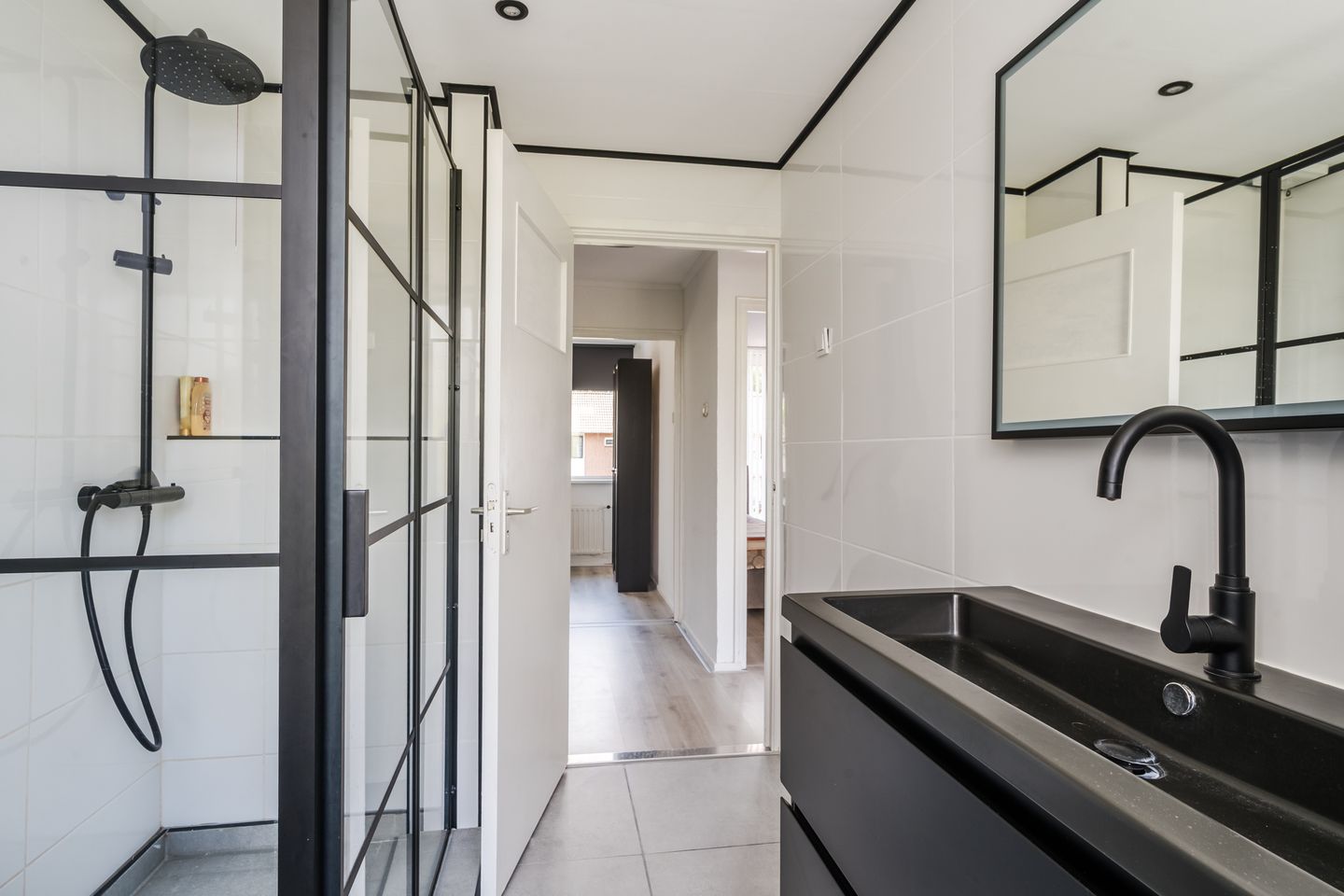 Photo 19 of Muzenlaan 68