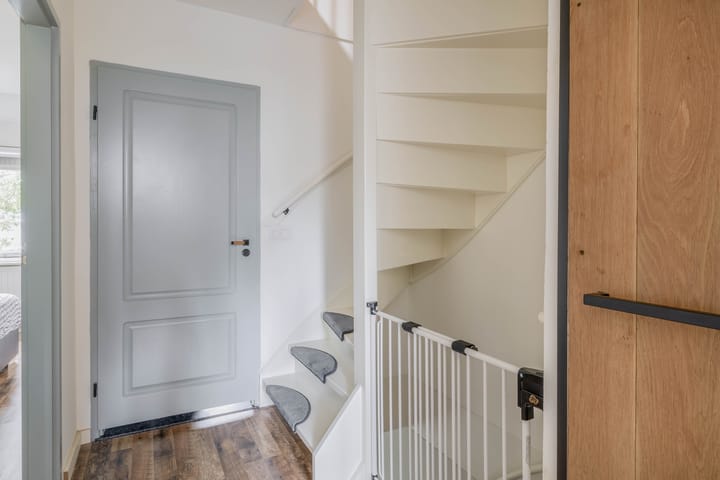 Foto 21 van Hermelijnweide 18