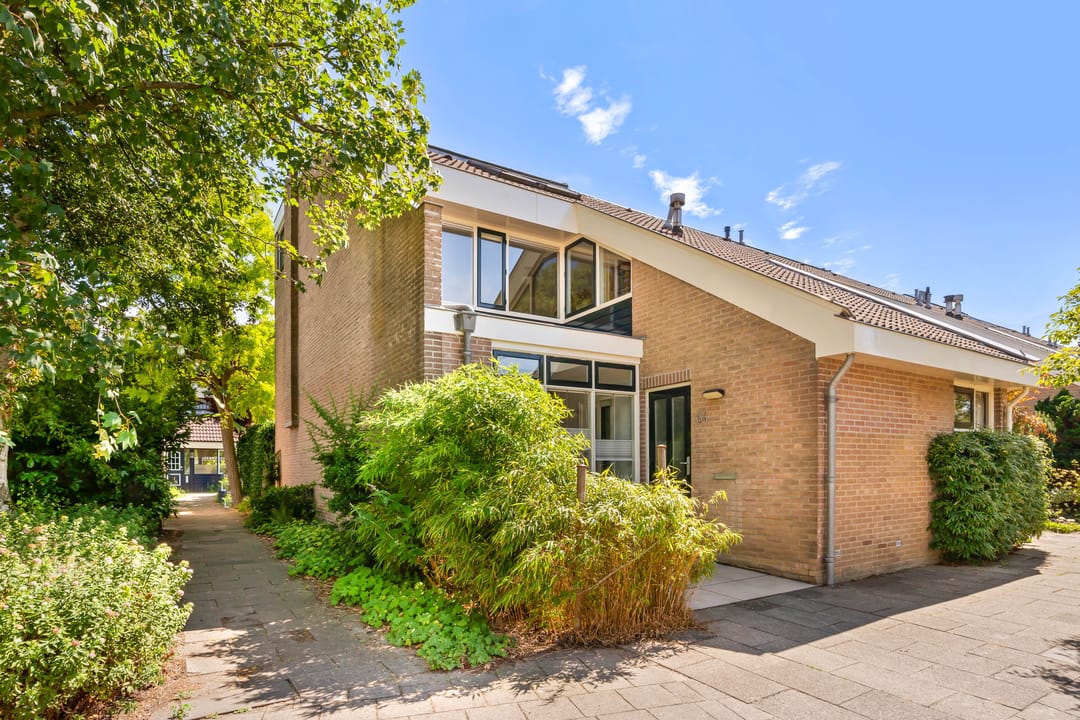 Photo 2 of Dokter W Nijestraat 64