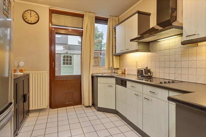 Photo 8 of Europalaan 53