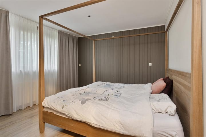 Photo 11 of Europalaan 53