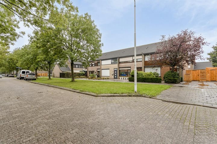 Photo 16 of Europalaan 53