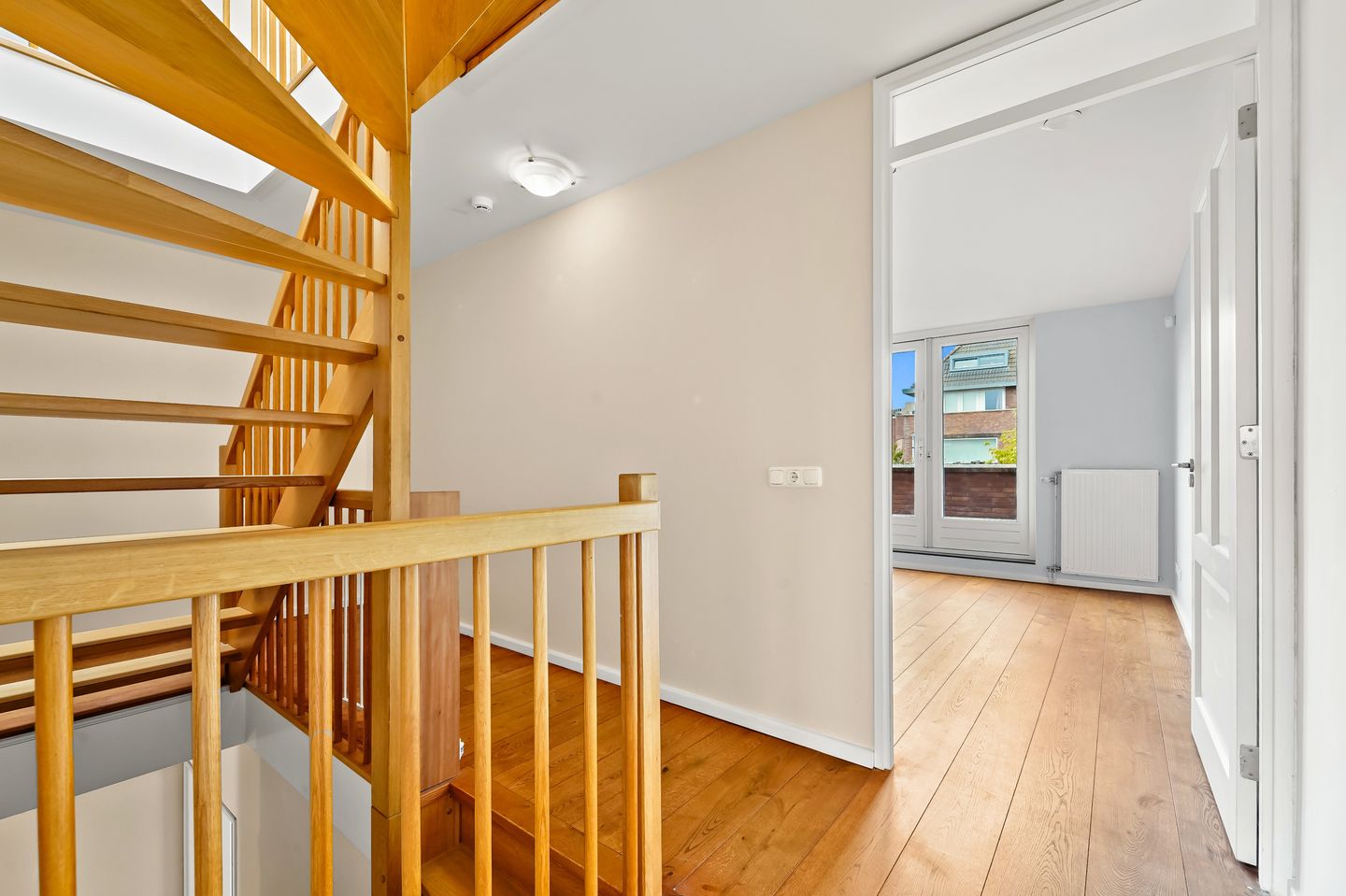 Foto 19 van Enkhuizensestraat 19-F