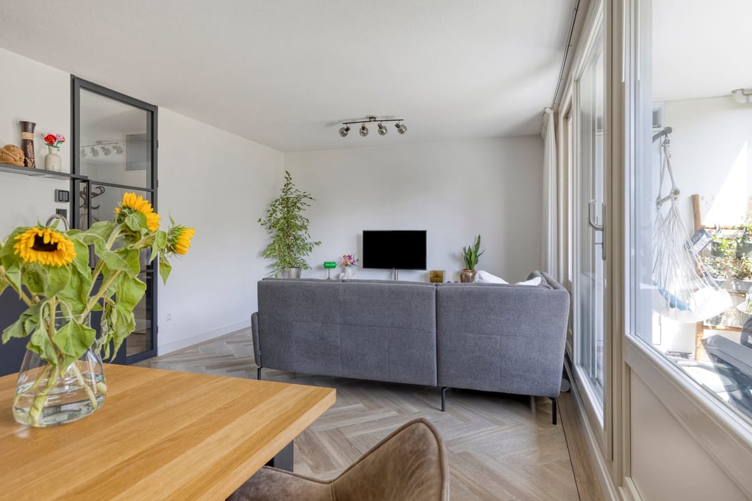 Foto 16 van Louvre 152