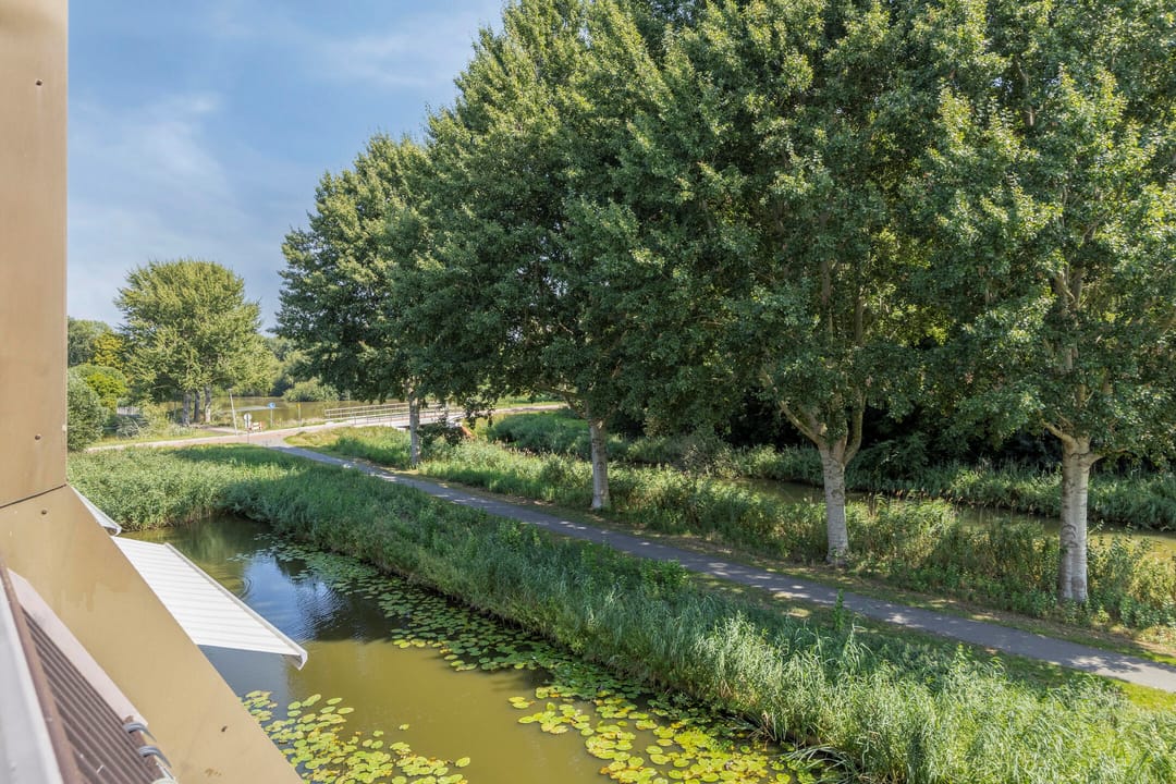 Foto 22 van Louvre 152