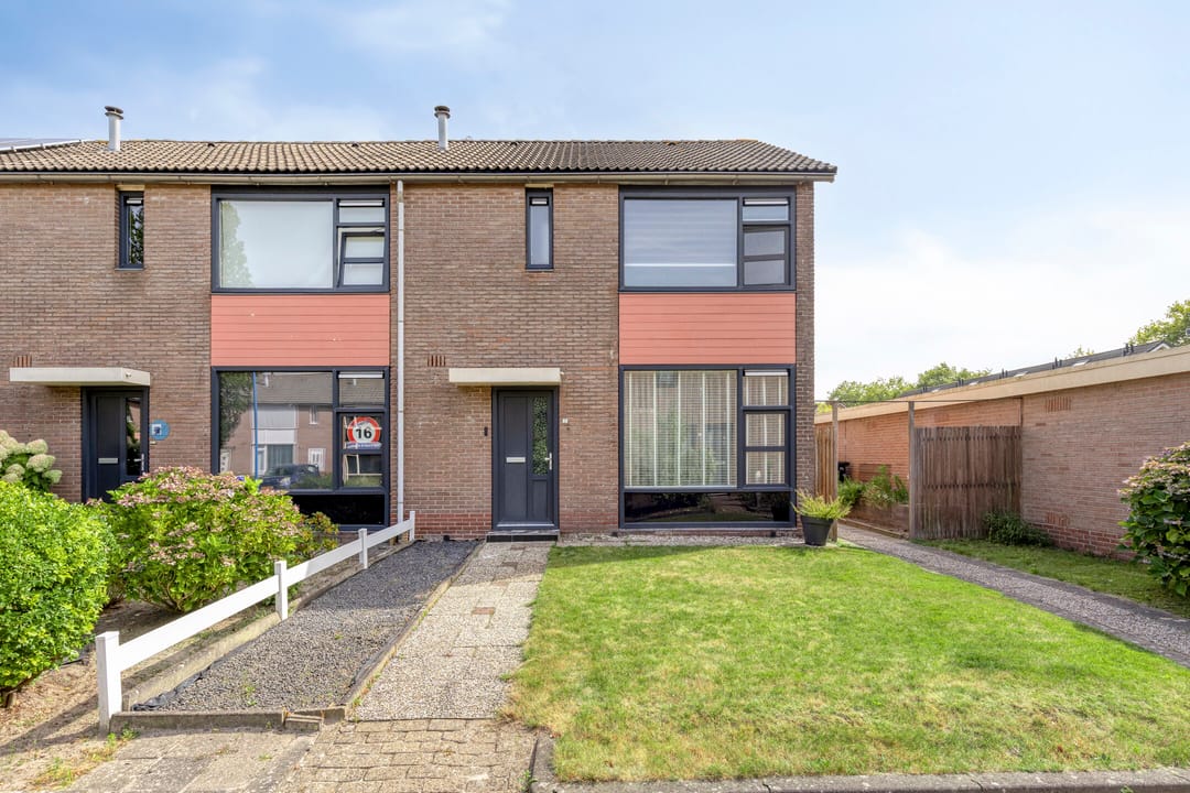 Photo 7 of Dorprichterstraat 97