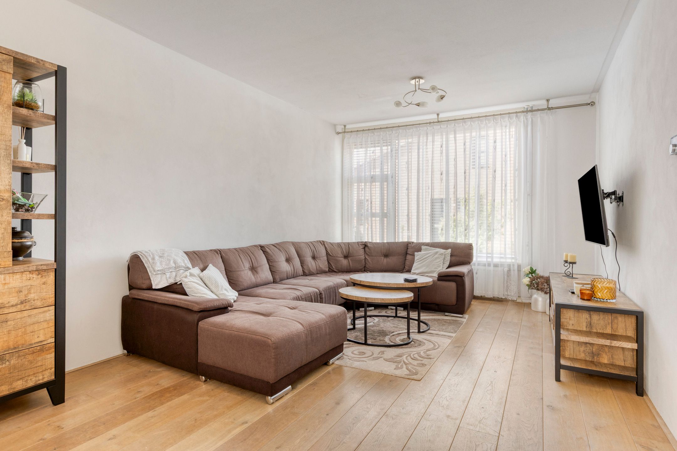 Photo 12 of Dorprichterstraat 97