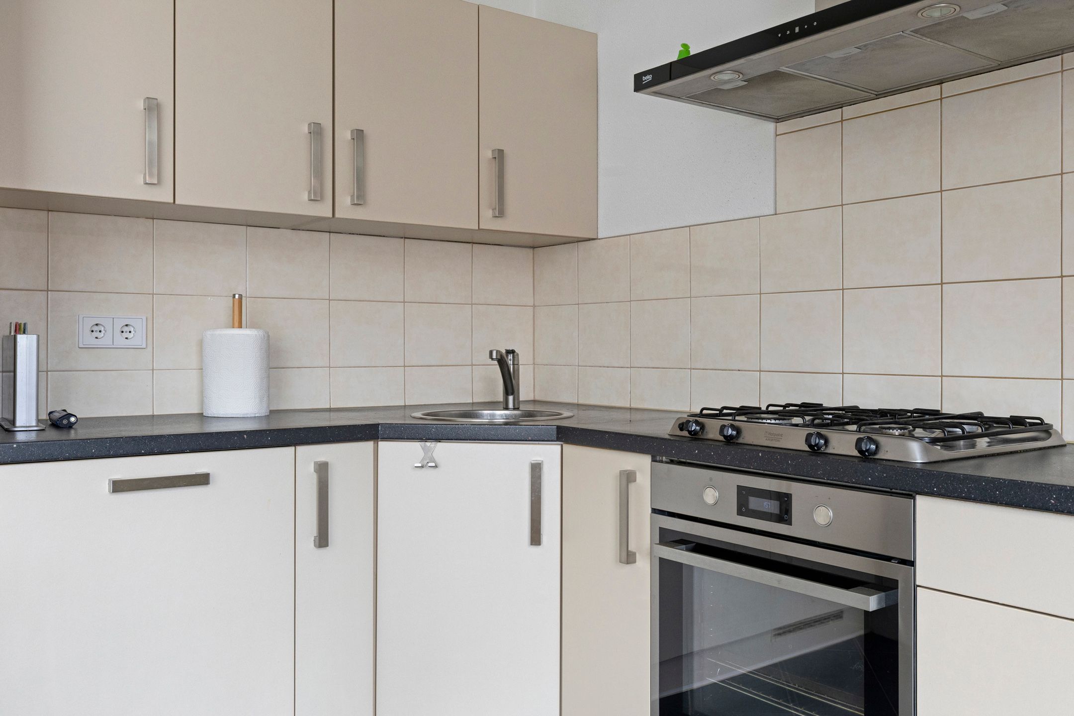 Photo 18 of Dorprichterstraat 97