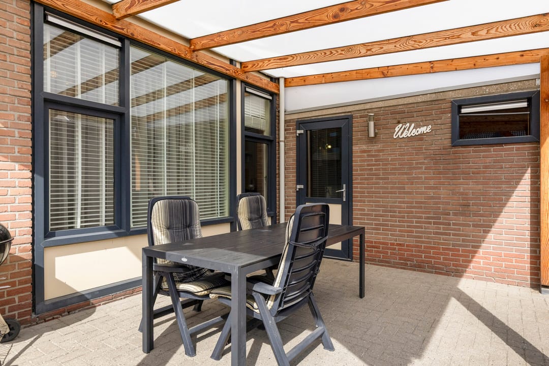 Photo 32 of Dorprichterstraat 97