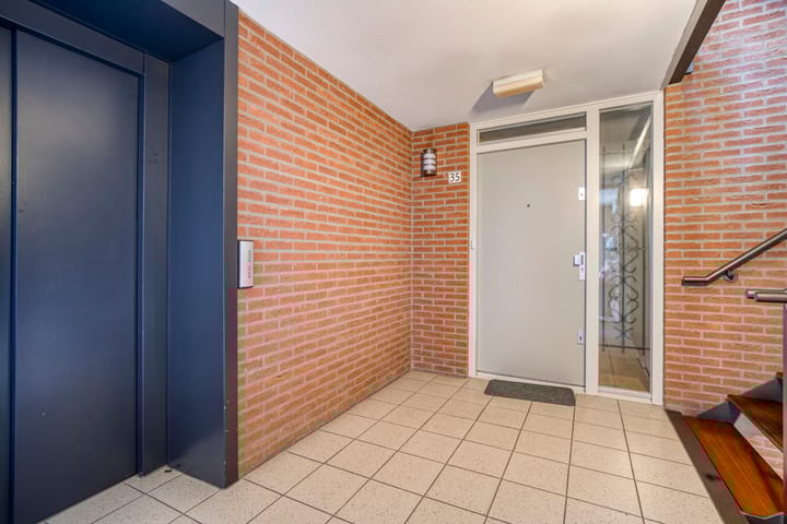 Photo 5 of Burgerhoutsestraat 35