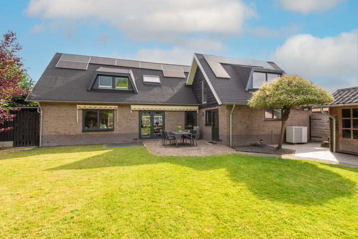 Burgemeester Elmersstraat 98