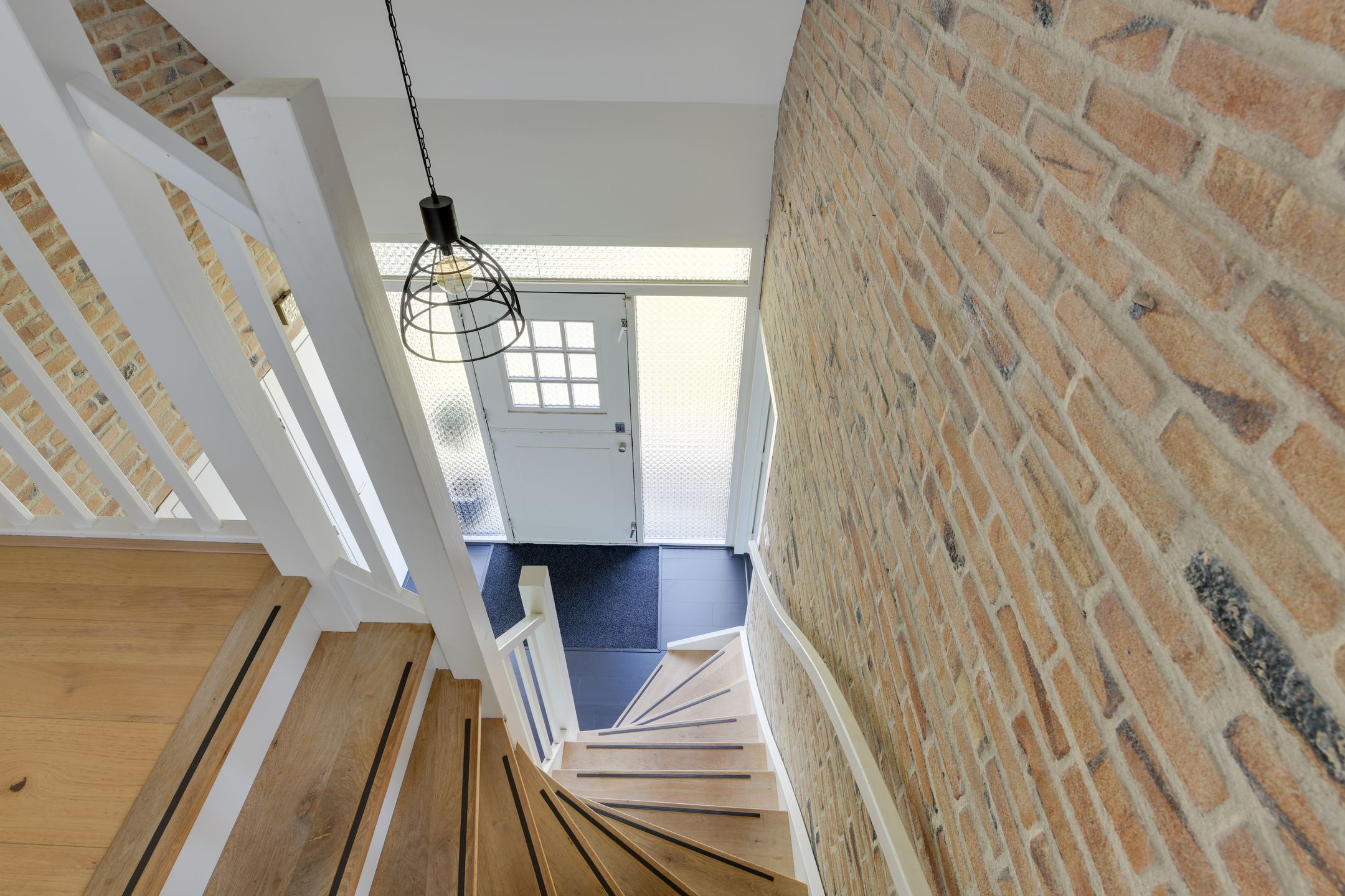 Photo 27 of Burgemeester Elmersstraat 98