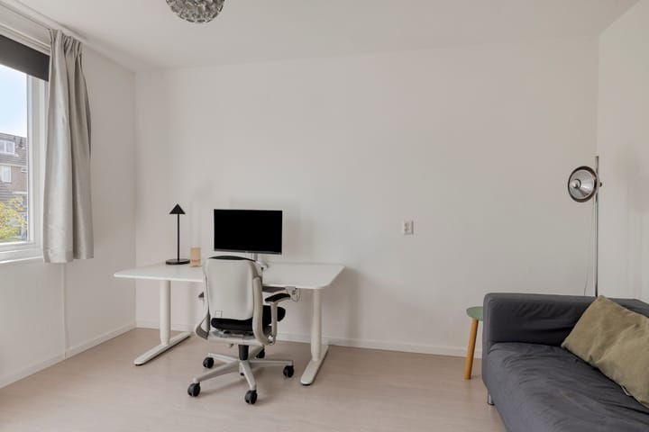 Photo 17 of Fluitekruid 7