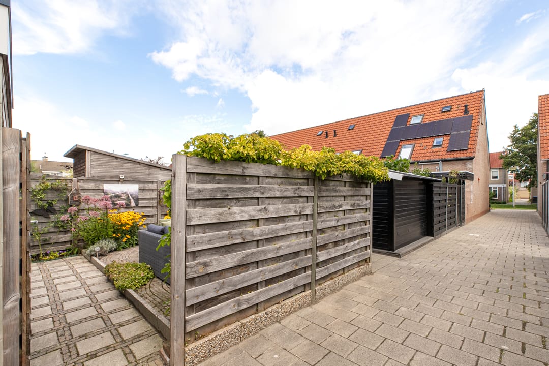 Photo 38 of Baljuwlaan 14