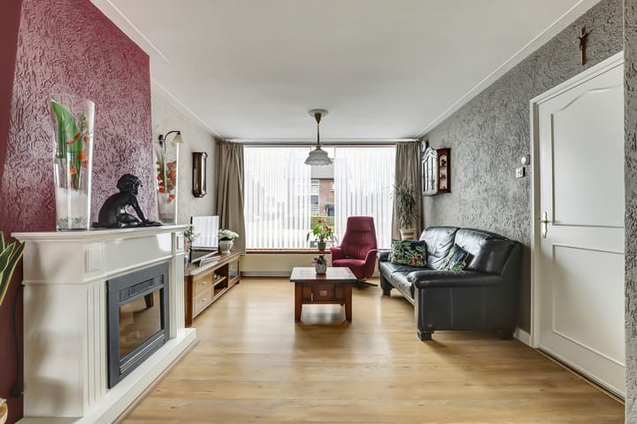 Foto 13 van Titus Brandsmastraat 31