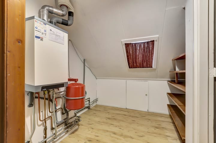 Foto 28 van Titus Brandsmastraat 31