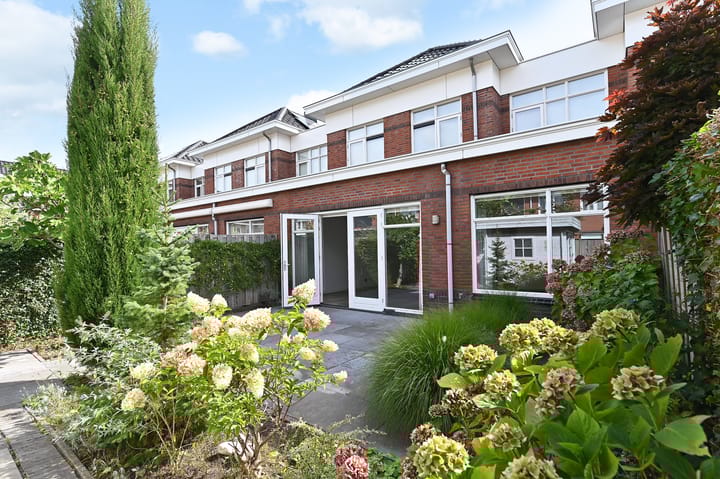 Photo 2 of Groene Loper 66